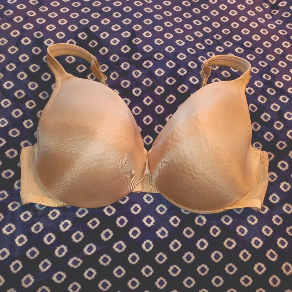 Cacique lightly lined 44dd bra
